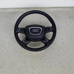 Audi A6 A7 C7

Guten Tag,

Angeboten wird wegen Neuanschaffung ein Original Leder Multifunktionslenkrad mit Airbag von Audi

Multifunktionslenkrad 4G komplett:

Audi-Teilte-Nr.: 4G0419091 (BA)

&

Audi-Teilte-Nr.: 4G0880201 (AF)*
Farbcode: INU- Soul ( black).
Laut Teilenummer passend für:

• AUDI A6
• AUDI A6/ Avant
• AUDI A6/ Avant quattro
• AUDI A6/ S6 Avant quattro
• AUDI A6 allroad quattro
• AUDI A7 Sportback

Das Multifunktionslenkrad & ist voll funktionsfähig & in super Zustand (siehe Foto