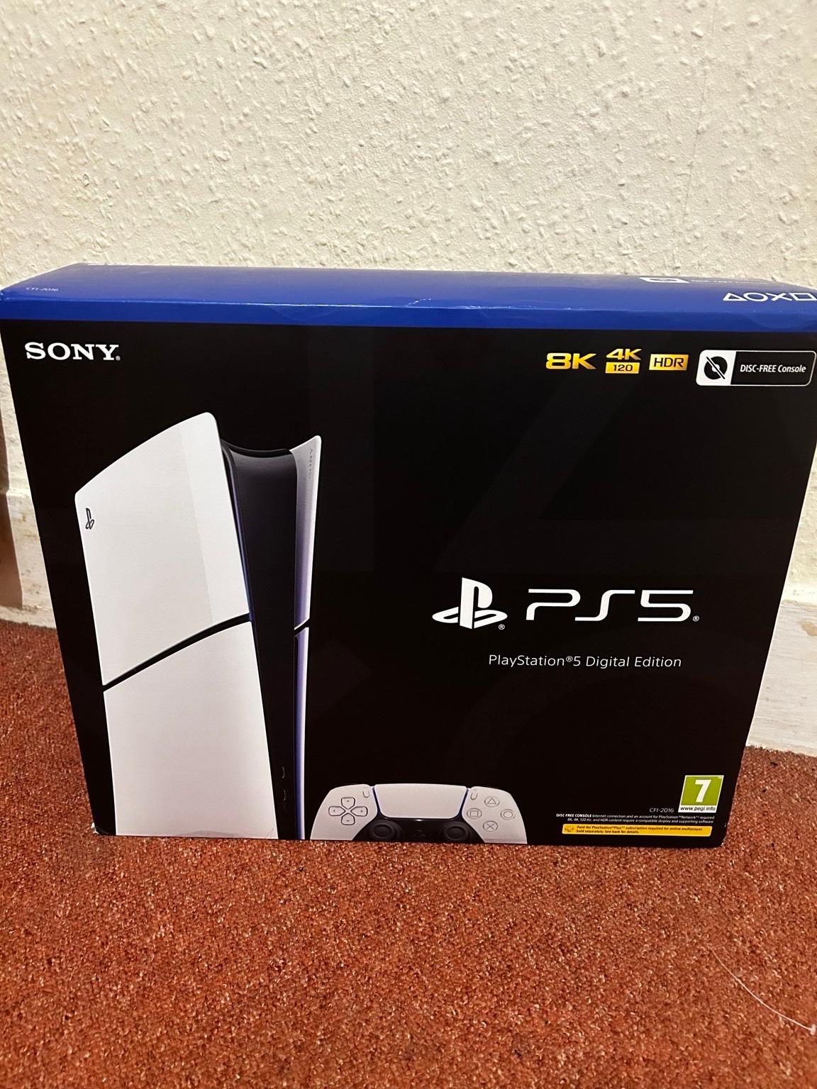 PS5 slim digital edition 1TB brand new in E5 London für 370,00 £ zum