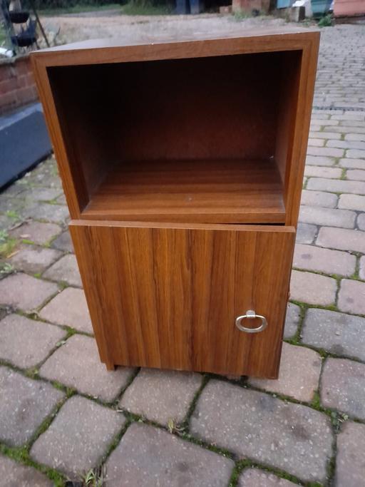 Buy & Sell Hampshire Havant - Photos for Small Vintage Bedside Table