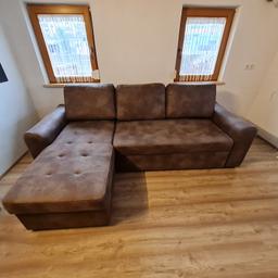 Verkaufe ausziehbares Sofa
Länge 240cm
Breite 160cm
Preis : 190€ VHB
Kein Versand