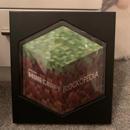 Minecraft Blockopedia (Hardback, 2014) RRP £30 In Gift Box
