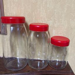 Glass storage jars in excellent condition, used for 1 year selling due to new kitchen.
5 X Large ones - 28cm £2 each
7 x Medium ones- 25cm £1.50 each
5 x small ones- 17cm - £1 each