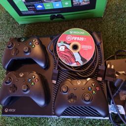 Excellent condition
Xbox one black 500gb
3 controller pads
Hdmi lead
Battery block power pack
Fifa 20 (other games built into console)
All tested and working perfectly
Everything you need to play
Ready to take home today!
Perfect family fun

Comes complete with original box 📦
Trusted seller check my reviews

Collection SE20/SE6 postcode or local delivery avaliable too.