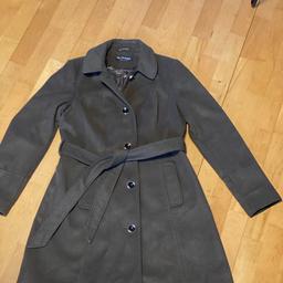 Brand new Miss Selfridges ladies long coat.
Wool, in size 14