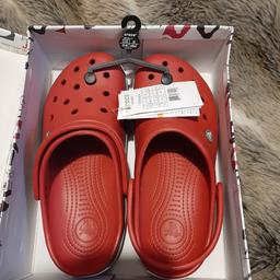 crocs new in box unisex men or women size 39-40 with tags unwanted gift