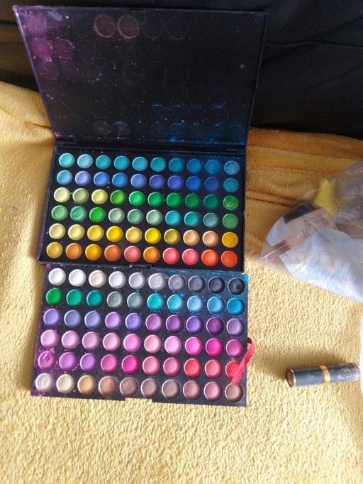 Buy & Sell West Midlands Birmingham - Photos for Eyeshadow palette