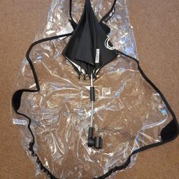 Parasol universal in ex. cond. £20
Raincover 800540 in ex. cond.£20.
Accept £30 for both.
fy3 layton or can post for extra.