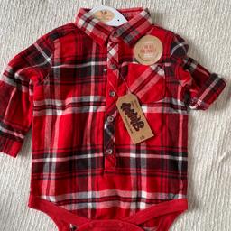 George baby’s Christmas bodysuit age 3-6 month
Two available RRP £6
Selling £2 each