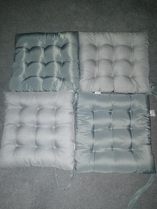 Buy & Sell South Yorkshire Doncaster - Photos for Padded Seat Cushions x 4