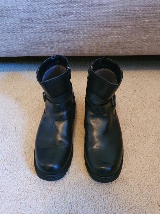 Buy & Sell Hertfordshire Dacorum - Photos for Ladies Caterpillar Black boots