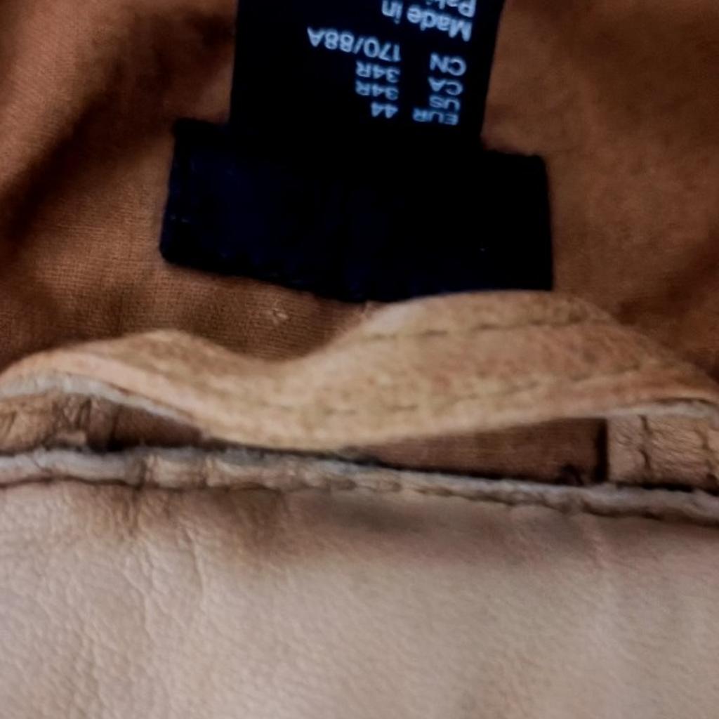 verkaufe

Lederjacke
große 44
definitiv passt eine 38/ 40

 Größe
H&M immer kleinere Nummern

Rückerstattung oder Umtausch ausgeschlossen privat Verkauf