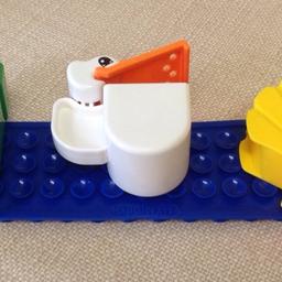 Fisher Price Kiddiecraft Bathtime Activity Toy.

Suction Strip attaches to side of bath to hold:
Star Water Flow
Pelican Pourer and
Shell Water Wheel

In good working condition from a smoke free home.

Buy with other Listed Items for a Bundle Price reduction.