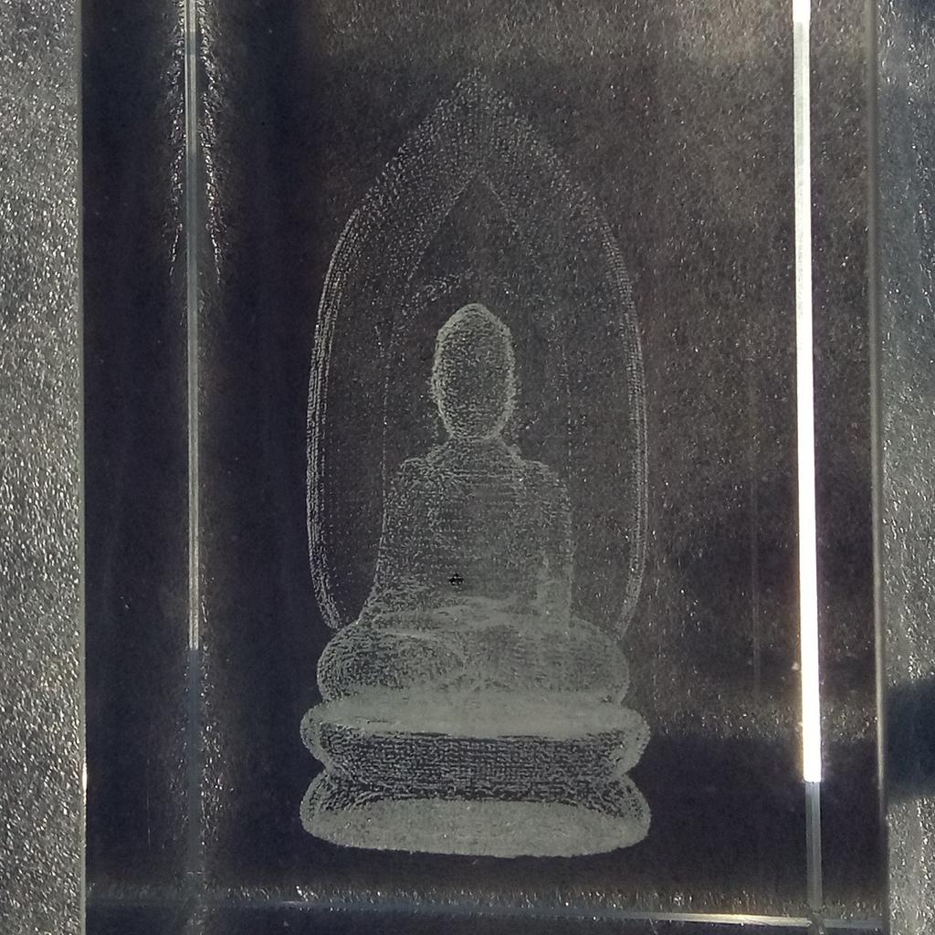 Nepalese Buddhism Sculpture Crystal Buddha Statue

Perfect for Temple Home Decoration.

Perfect addition to your table, desk, living room, or Study as looks amazing in natural daylight.

A wonderful gift for all occasion.

Hand made by durable polyresin and stone powder construction, standing in at approx 5*5*8cm.

Try to take more photographs as was rushing due to rain, as majority of my photographs are taken outside.

Collection preferred or can be posted out at extra costs globally.