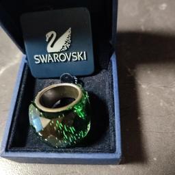Ring von Swarovski in der Größe 52 zu verkaufen, ungetragen.