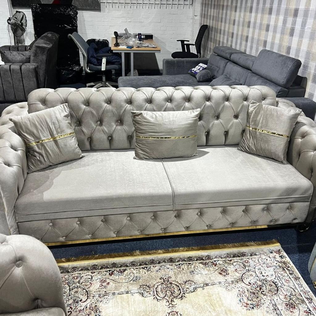 Brand New Madrid Sofa For Sale in BR6 Orpington für 899,00 £ zum
