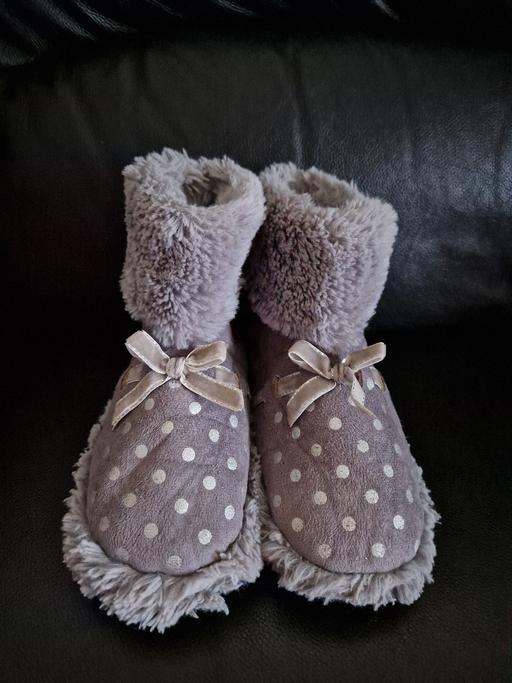 Buy & Sell Leicestershire Oadby and Wigston - Photos for Girls slippers