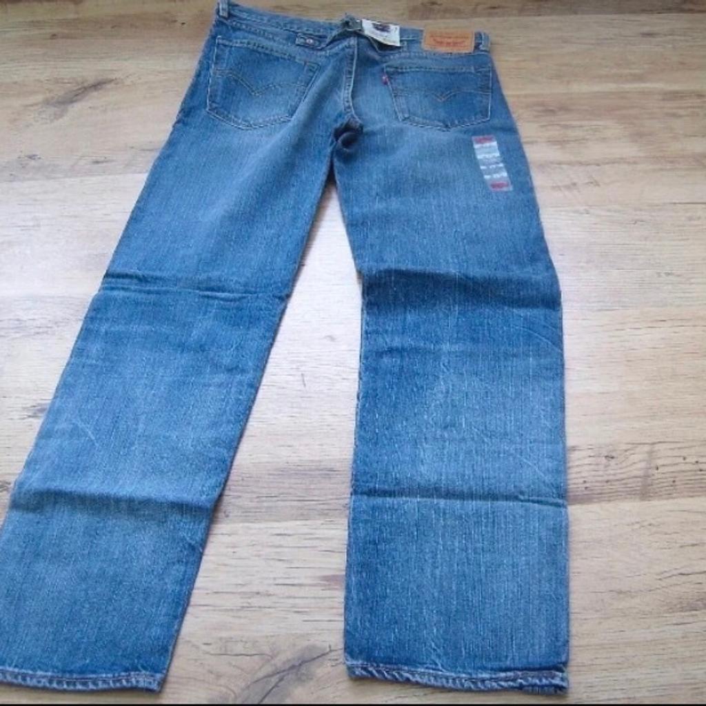 Brand new and tagged
Waist 30”
Leg 34”
Loose tapered fit
Button fly
Denim
Machine washable
From a smoke free and pet free home
Any questions just ask