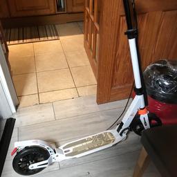 Teenage scooter very good condition has a brake on the handle can also be folded