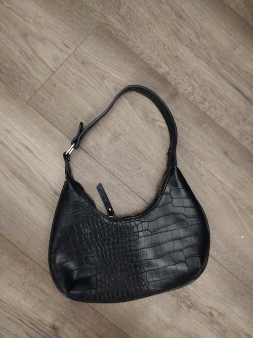 Buy & Sell Merseyside Wirral - Photos for Black handbag