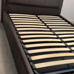 dreams gas lift ottoman bed
double
Good condition
all dismantled ready to go
paid over £1000 for this from dreams, so an absolute bargain