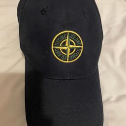 Stone Island Navy Blue Baseball Cap with Embroidered Logo

Excellent condition

Collection from WV14 9HB