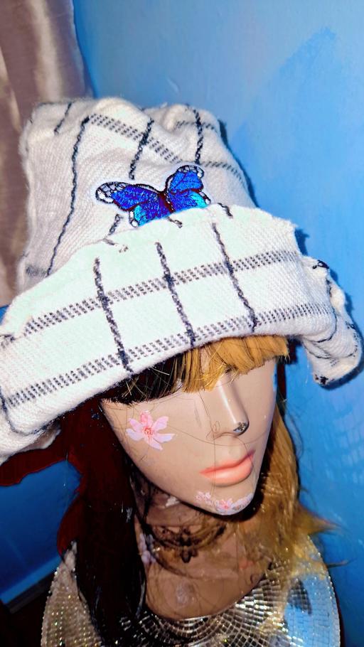 Buy & Sell West Midlands Birmingham - Photos for Blue Butterfly Hat