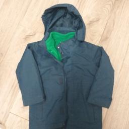 waterproof coat with zip out fleece.
Age 3-4
good condition 
collection only