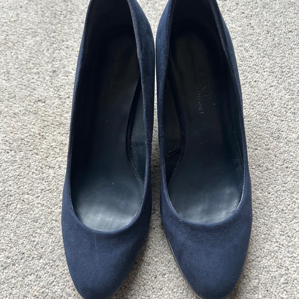 Ladies navy shoes 2025 size 6