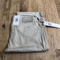 Brand new and tagged 
Zip fly 
Low rise 
5 pockets 
Waist 27”
Leg34”
Leg opening 9”
Bootcut
Slim fit 
Cotton/linen blend 
Hand wash only

From a smoke free and pet free home 
Can deliver for p&p 
Any questions just ask