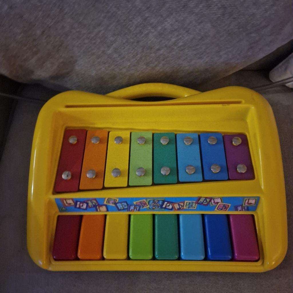 Xylophone comes with 2 sticks and sheets with music notes to play. In good condition, only used a few times.
Collection Preferred