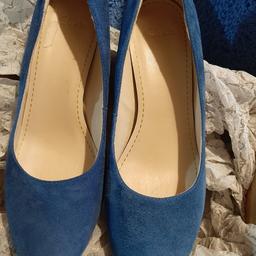 Blue Suede Shoes size 6 good condition