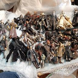 job lot 20 full figures and lots body parts heads legs armour capes etc see pics