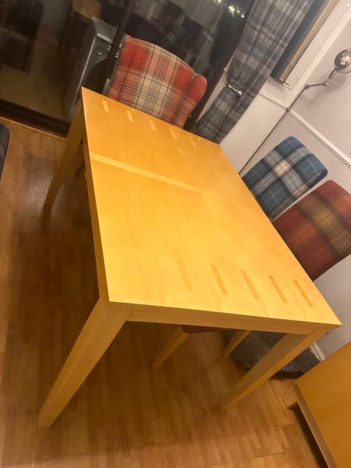 Buy & Sell Greater Manchester Bury - Photos for Pine table