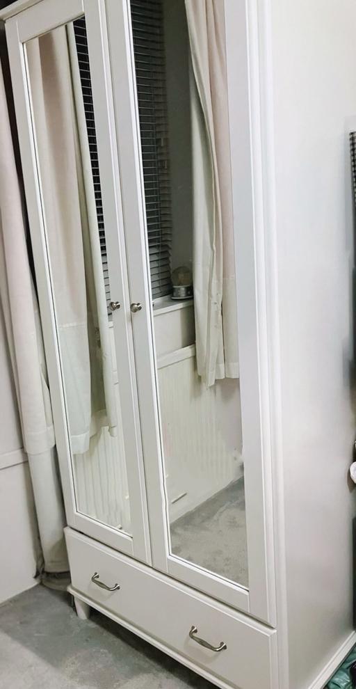 Buy & Sell North West London Frognal - North West London - Photos for IKEA TYSSEDAL white 2 door mirrored