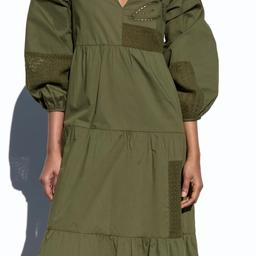 XL ZARA NEW WOMAN POPLIN EMBROIDERED MIDI DRESS KHAKI GREEN 

Dress with a V-neck
Long sleeves.
Matching embroidery details.
Colour Khaki
Material 100% cotton


Many thanks for looking.