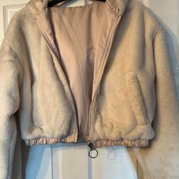 Cream faux fur reversible jacket silky on other side from h and m ladies size 10-12