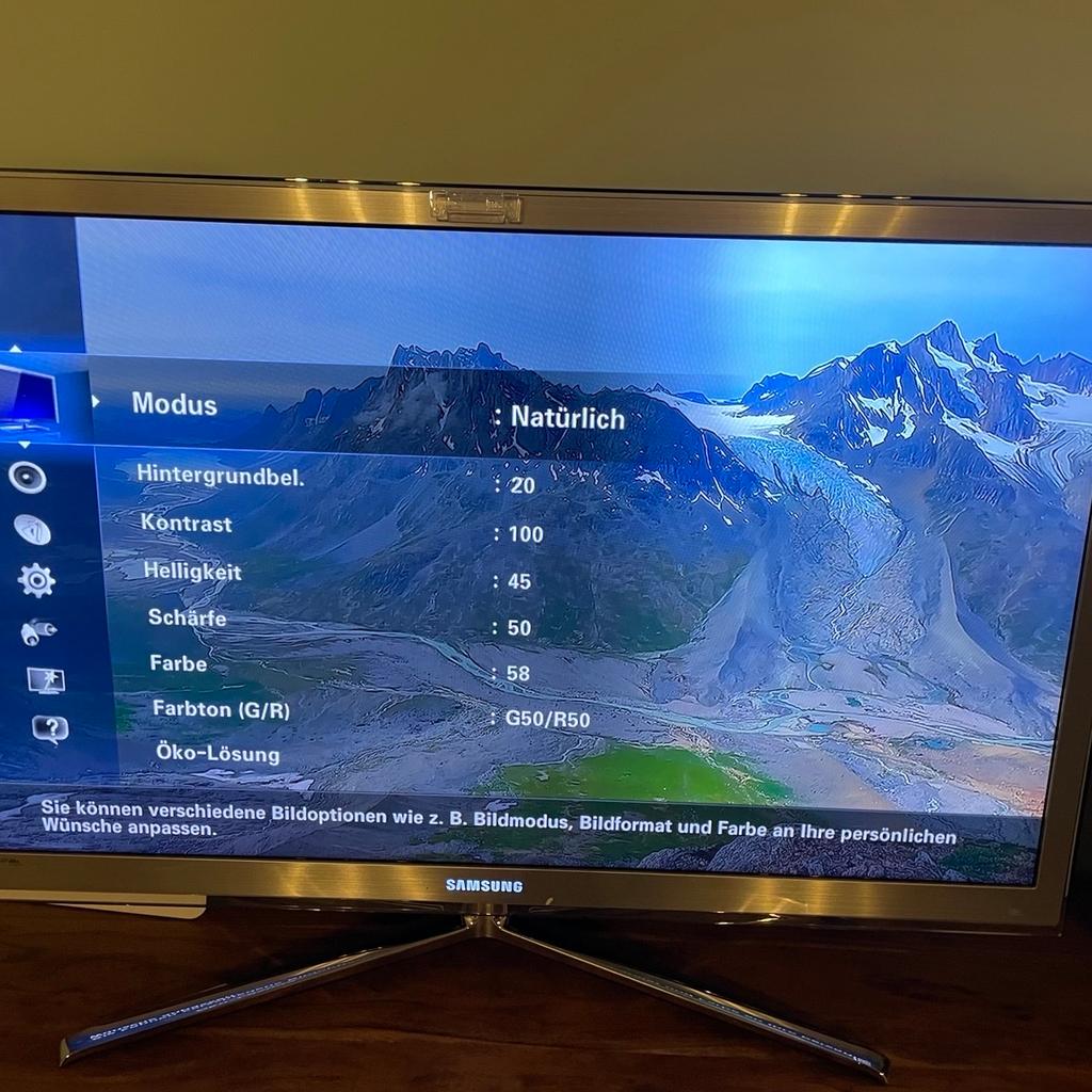 Verkauft wird ein 46 Zoll Fernseher der Marke Samsung, Modell UE46C8790.

Der TV schaltet sich ab und an selbstständig aus und wieder ein.
Das Problem tritt einige Zeit auf und verschwindet dann von selbst wieder… wir haben keine Ahnung, woran das liegen könnte.

Vielleicht deshalb eher was für Jemanden der sich auskennt.

Bei Fragen gerne PN.
