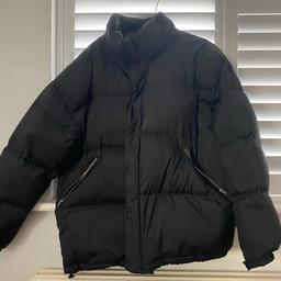 Mens Puffer jacket from Zara 
Size XXL
Very good condition
