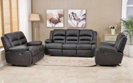  — Roma Black Leather Recliners