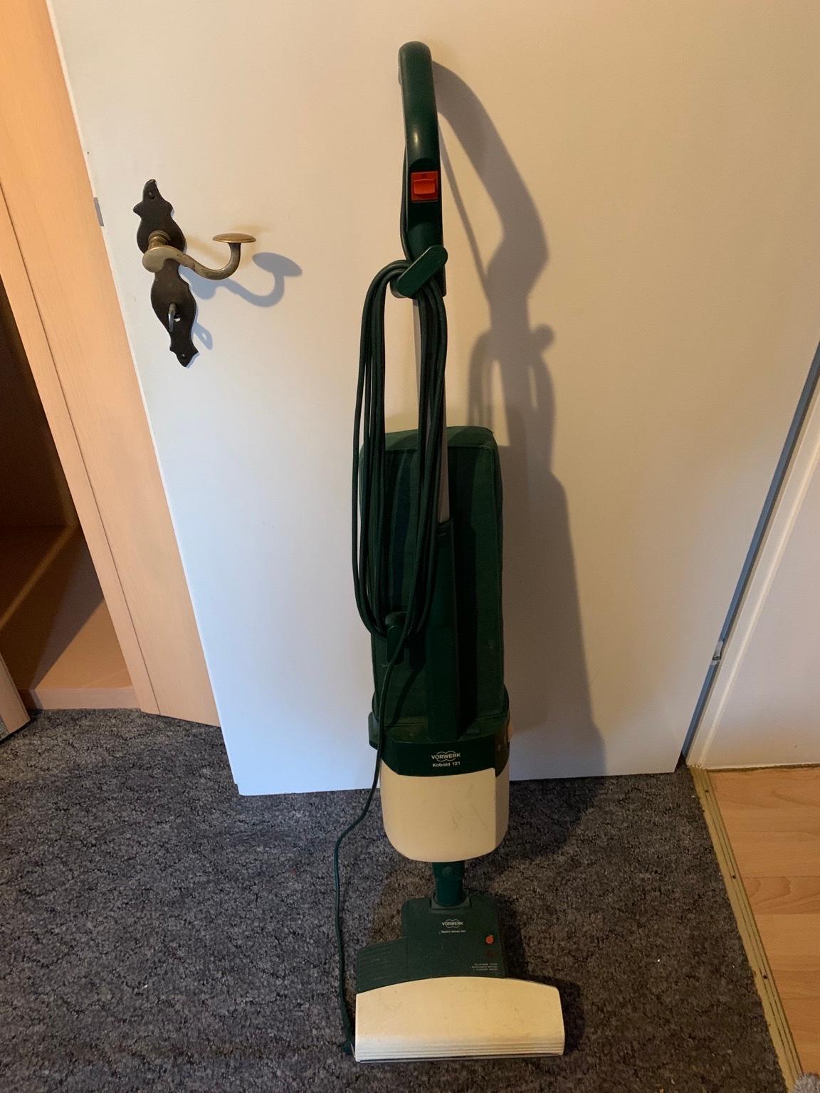Vorwerk Staubsauger Kobold 121 gebraucht in 51381 Leverkusen für 45,00