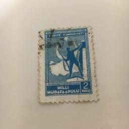 Stamp - Blue - Turkiye Cumhuriyeti - Kurus 2 - Military Tax - Soldier and map of turkey - National defence - 1942 - WW2

Collection or postage

PayPal - Bank Transfer - Shpock wallet

Any questions please ask. Thanks
