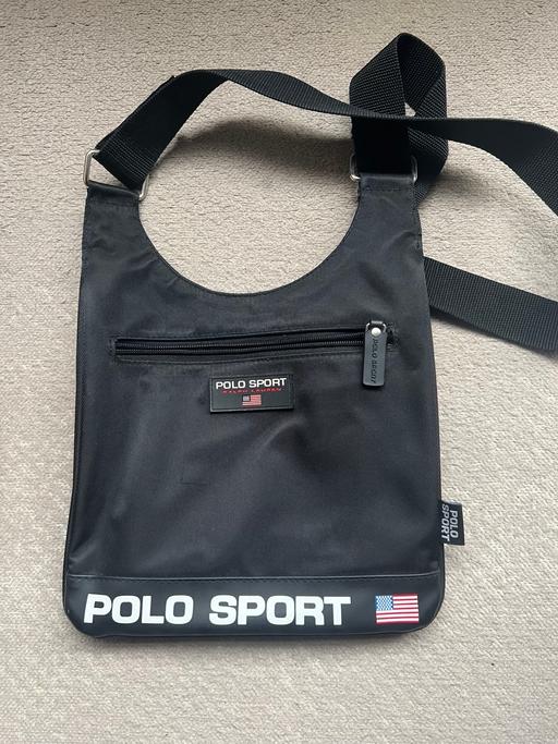 Buy & Sell South West London Kingston upon Thames - Photos for Unisex Polo Sport bag