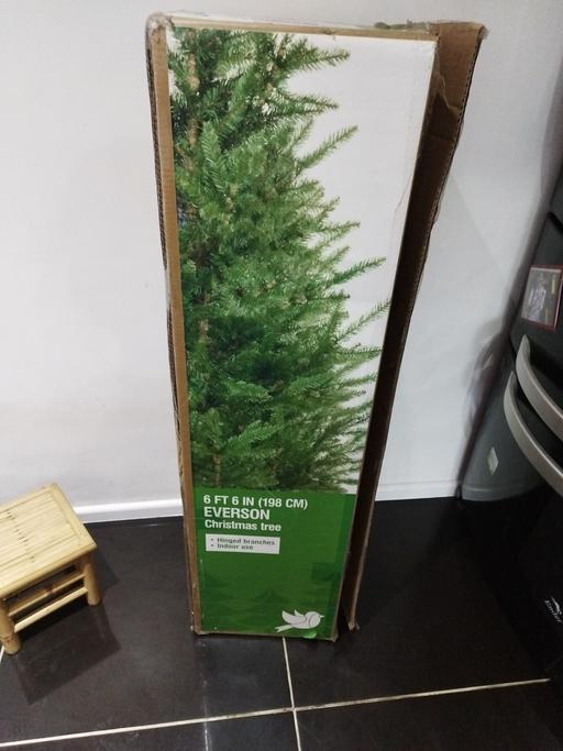 Buy & Sell Warwickshire Stratford-on-Avon - Photos for Everson Christmas tree 6ft6in