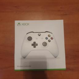 never used wireless xbox one controller battery powered RRP £40