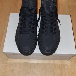 Black Hi top Trainers in size 12