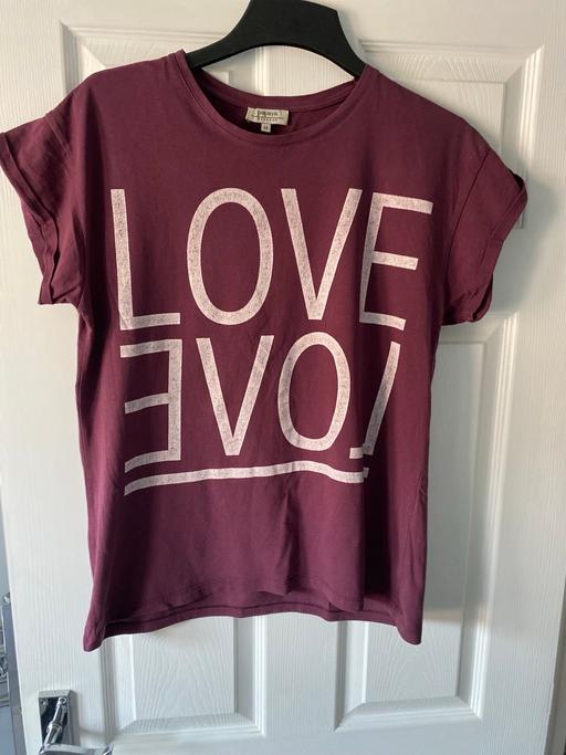 Buy & Sell West Midlands Sandwell - Photos for T.Shirt size 14