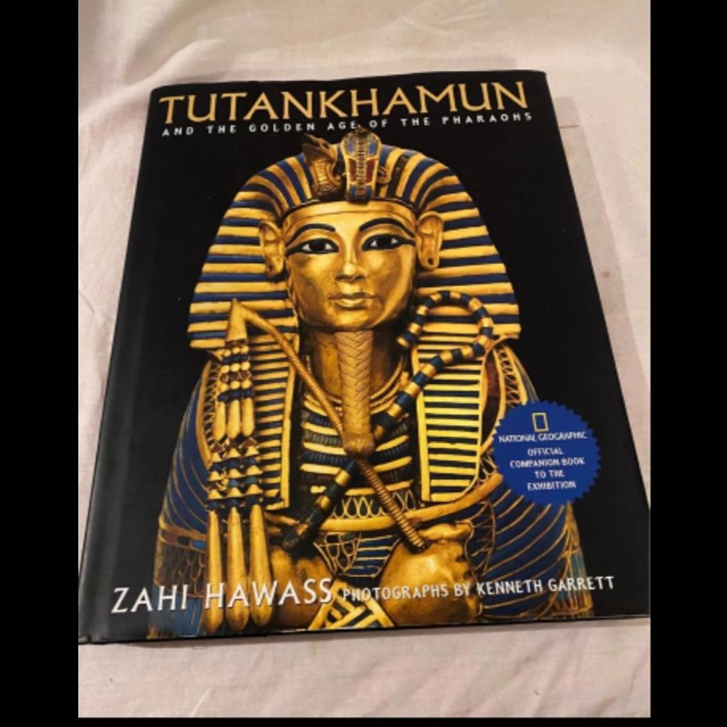 Tutankhamun and the Golden Age of Pharaohs Exhibition Harback & CD.
Very Nice Condition.
Classic History.
Collection preferred from Croydon CR0 South London or can be delivered locally for agreed fee.