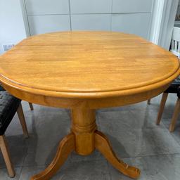 Oval dining table, sits 6 but when extended can sit 8-10 people. It’s an excellent table for up cycling projects. Same table painted white is retailing for £500. Solid pine wood. Durable.