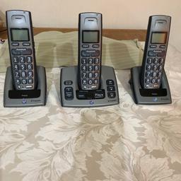 BT  Cordless Landline House Phone set with Big Buttons,  Answer Machine, Trio Handset Pack.  Excellent condition.