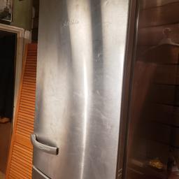 here I'm selling a MIELE fridge freezer
in used condition can be seen working 